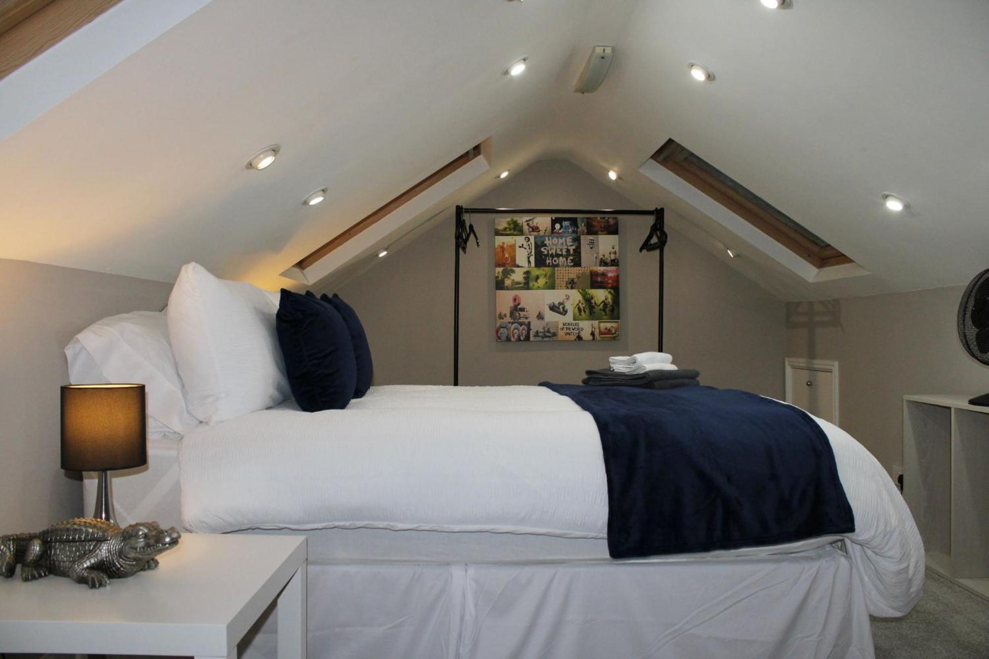Rural Retreat With Hot Tub, Fire Pit & Games Holiday home *