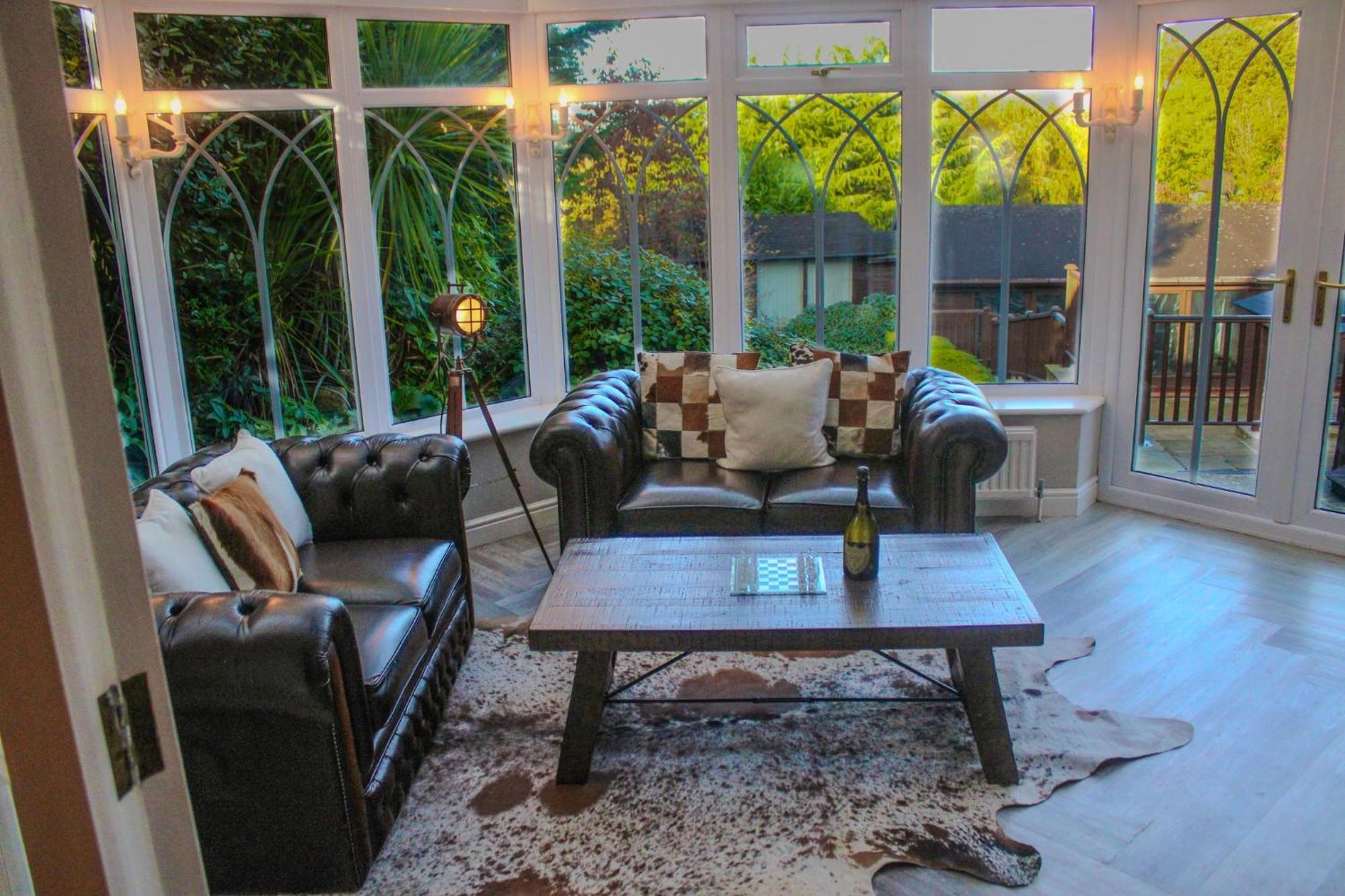 Rural Retreat With Hot Tub, Fire Pit & Games Holiday home