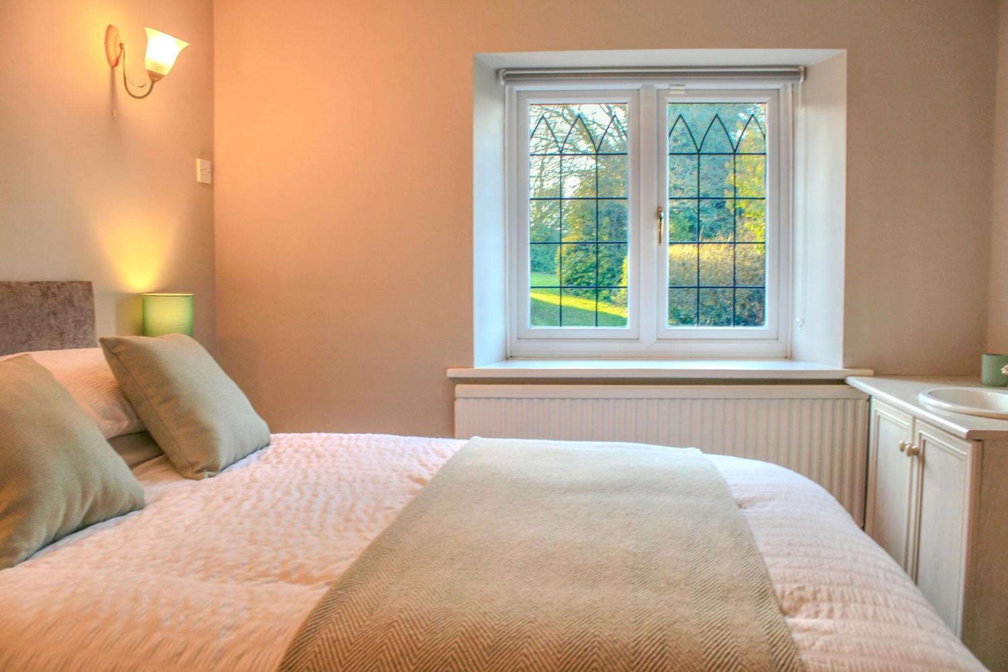 Holiday home Rural Retreat With Hot Tub, Fire Pit & Games Sheffield